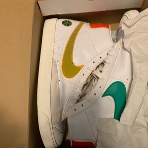 Nike Blazer sz 13 RayGuns